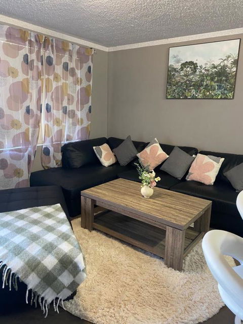 Masood Family Getaway Steps From CBD Attractions - Accommodation Broadbeach 0