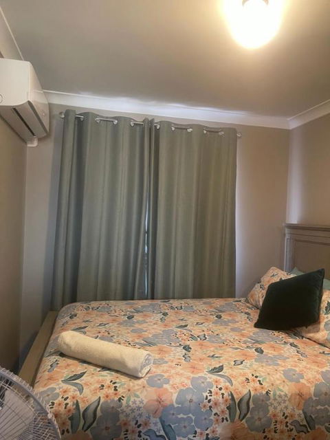 Masood Family Getaway Steps From CBD Attractions - Accommodation Broadbeach 1