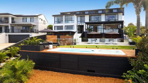Mediterranean Magic - Accommodation Broadbeach 0