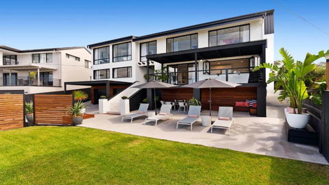 Mediterranean Magic - Accommodation Broadbeach 2