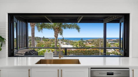 Mediterranean Magic - Accommodation Broadbeach 3