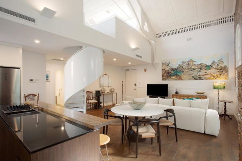 Mezzanine Magic, Bondi Junction - Accommodation Broadbeach 1