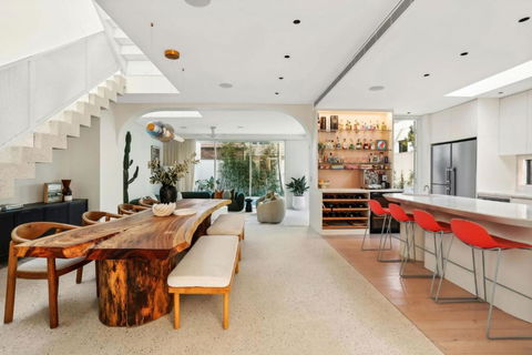 Miami Cool, Bronte IH - Accommodation Broadbeach 2