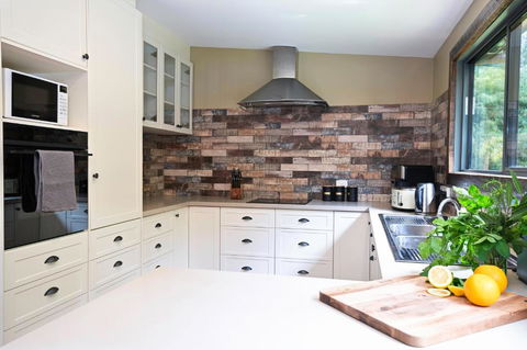 Millers Rest - Accommodation Broadbeach 2