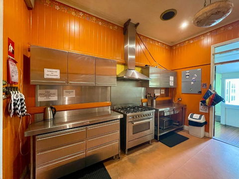Minto Accommodation Brisbane - Accommodation Broadbeach 3
