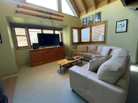 Mitta Mitta - Thredbo - Accommodation Broadbeach 3
