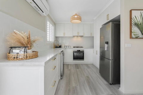 Modern Comfort In Preston - Accommodation Broadbeach 3