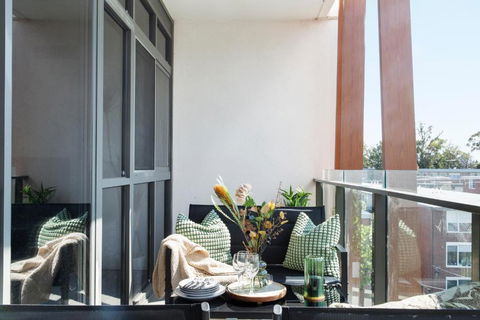 Modern Elegance Caulfield North - Accommodation Broadbeach 3