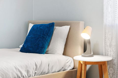Modern Private Single Room - Centrally Located At Liverpool - Shared Bathroom - Accommodation Broadbeach 1