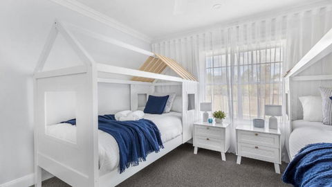Montauk House - Accommodation Broadbeach 2