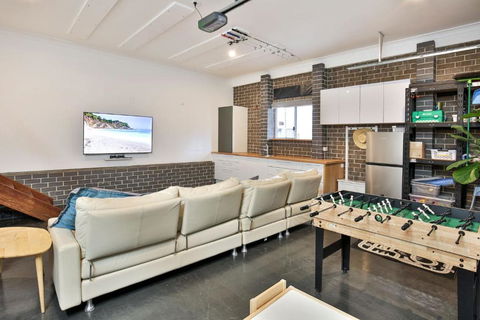 Morton Sonas - Pet Friendly - 5 Mins Walk To Beach - Accommodation Broadbeach 3