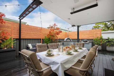 Morton Sonas - Pet Friendly - 5 Mins Walk To Beach - Accommodation Broadbeach 0