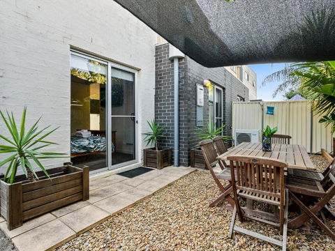 Murray Grange Apartment 4 - Accommodation Broadbeach 1