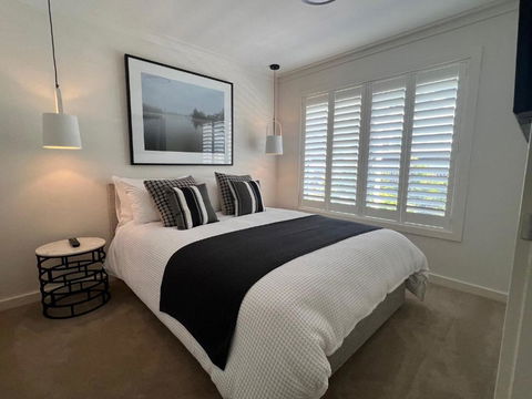 Narrandera Retreat - Accommodation Broadbeach 1