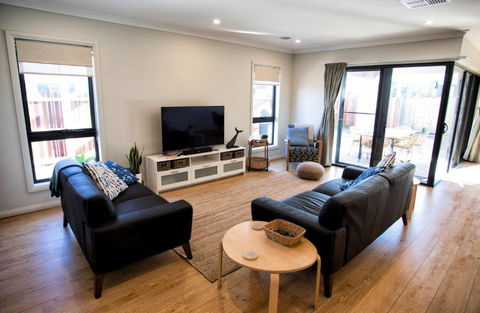 NAUTILUS - Accommodation Broadbeach 1