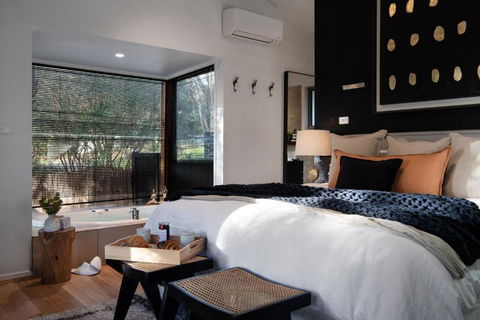 Negroni Lane - Accommodation Broadbeach 0
