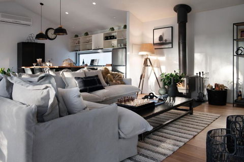 Negroni Lane - Accommodation Broadbeach 2