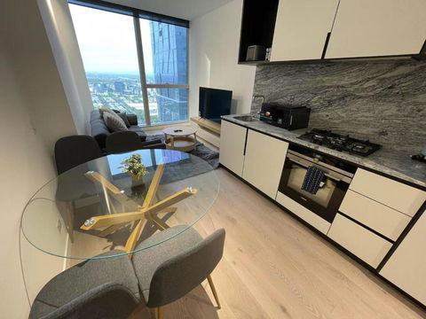 New & Premium Apartment W Cityview In Melbourne CBD Westside Place W Gym, Pool, Sauna - Accommodation Broadbeach 1