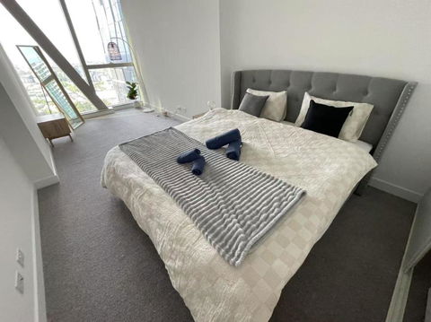 New & Premium Apartment W Cityview In Melbourne CBD Westside Place W Gym, Pool, Sauna - Accommodation Broadbeach 3