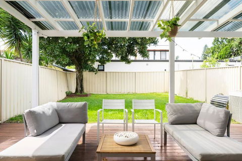 NEW Furnish, 3 Min SYD Airport, 1 Min Walk Beach - Accommodation Broadbeach 0