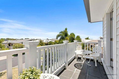 NEW HAVEN - Garden View Balcony - Accommodation Broadbeach 0