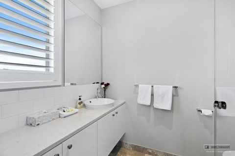 NEW HAVEN - Garden View Balcony - Accommodation Broadbeach 1