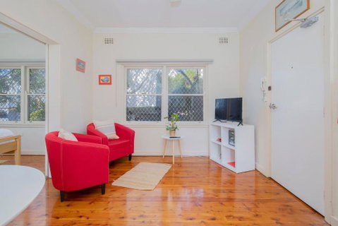 Newcastle Nook - Convenient Comforts In The CBD - Accommodation Broadbeach 2