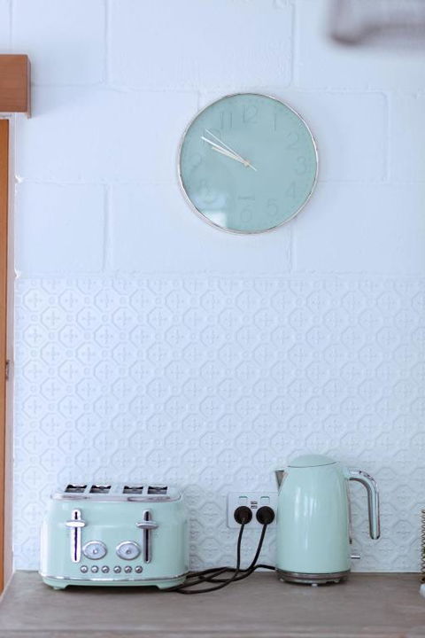 Newly Renovated 1970s House Dog And Kid Friendly - Accommodation Broadbeach 2