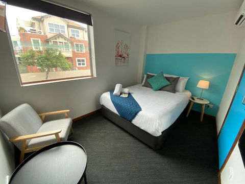 Nomads St Kilda - Accommodation Broadbeach 2