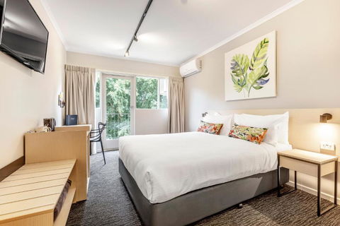 Nightcap At Findon Hotel - Accommodation Broadbeach 0