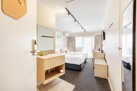 Nightcap At Findon Hotel - Accommodation Broadbeach 1