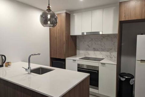 Nights On The Ninth Floor At Woden - Accommodation Broadbeach 1