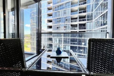Nights On The Ninth Floor At Woden - Accommodation Broadbeach 2