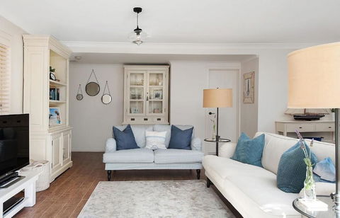 No 1 Mollymook Beach - Accommodation Broadbeach 0