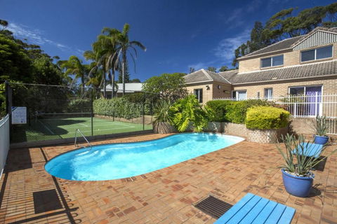 No 1 Mollymook Beach - Accommodation Broadbeach 1
