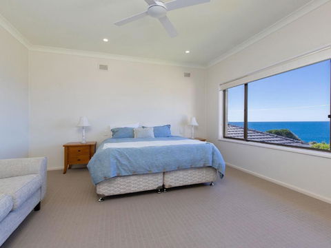 Noahs 46 Cliff Road - Accommodation Broadbeach 3