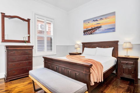 Noir Cottage Glenelg North - Accommodation Broadbeach 0
