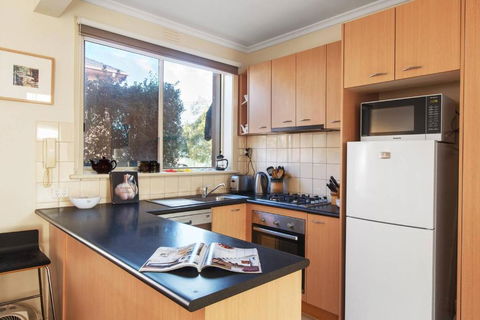 Northcote Charm Spacious And Quiet Suburban Stay - Accommodation Broadbeach 3