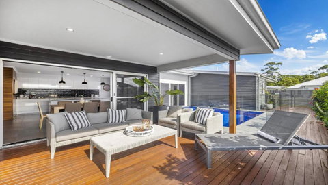 Oasis At Sapphire - Accommodation Broadbeach 3