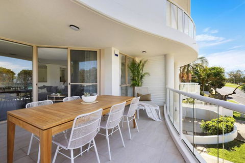 Oceanfront Byron Palms - Accommodation Broadbeach 1
