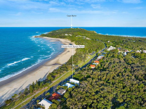 Oceanfront Byron Palms - Accommodation Broadbeach 2