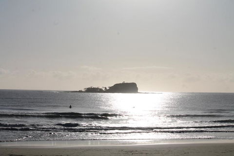 Ocean View 3 Bedroom Apartment - Accommodation Broadbeach 0