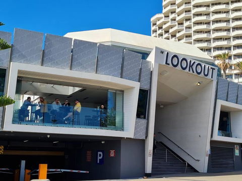 Oceanic Escape 50m To Beach - Accommodation Broadbeach 3