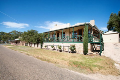 Old Swanport General Store, Swanport-Murray River - Accommodation Broadbeach 0