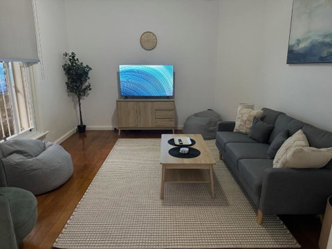 One Bed Apartment - Coogee Beach - Accommodation Broadbeach 1