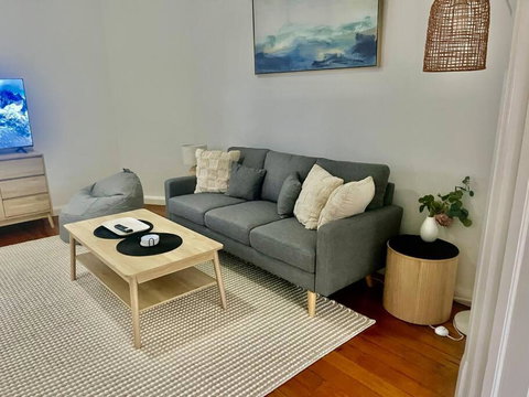 One Bed Apartment - Coogee Beach - Accommodation Broadbeach 2