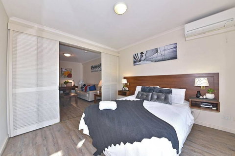 One-Bedroom Cozy Apartment In Perth CBD - Accommodation Broadbeach 2