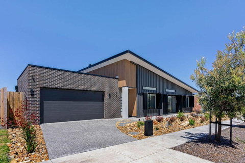 Opulence Cove - Accommodation Broadbeach 1