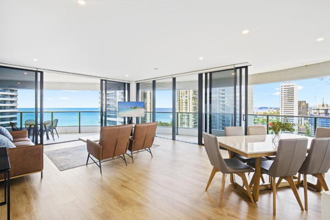 Oracle 2 1907 - Accommodation Broadbeach 0