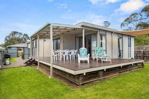 Outlook Escape By Ready Set Stay - BYO LINEN & TOWELS - Accommodation Broadbeach 1